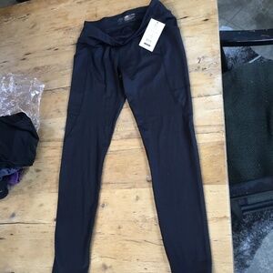 NEW NWT Athletic works soft grey leggings size xl 14 16 girls (or XS women’s)